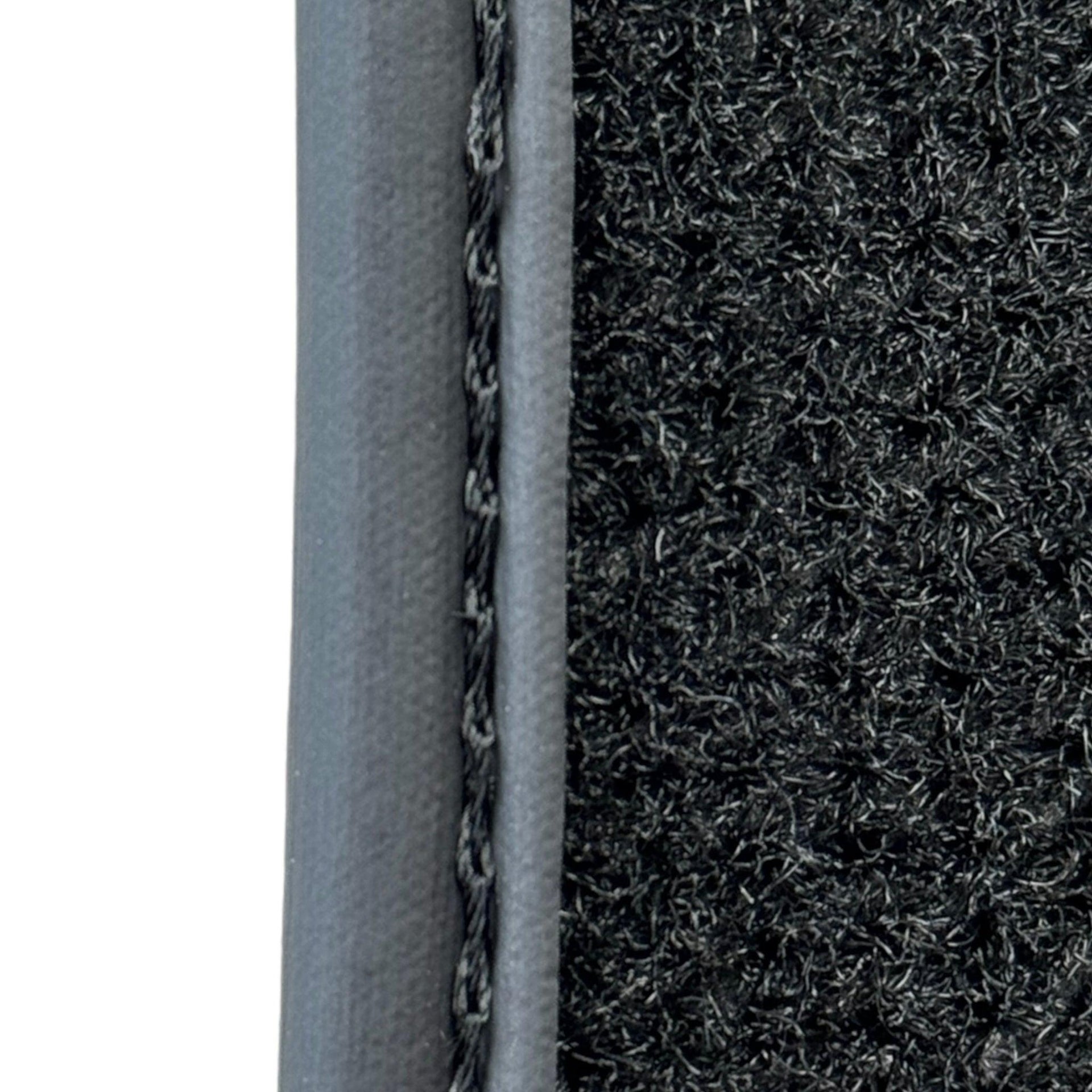 Black Floor Mats for Audi Q2 (2016-2020) - AutoWin