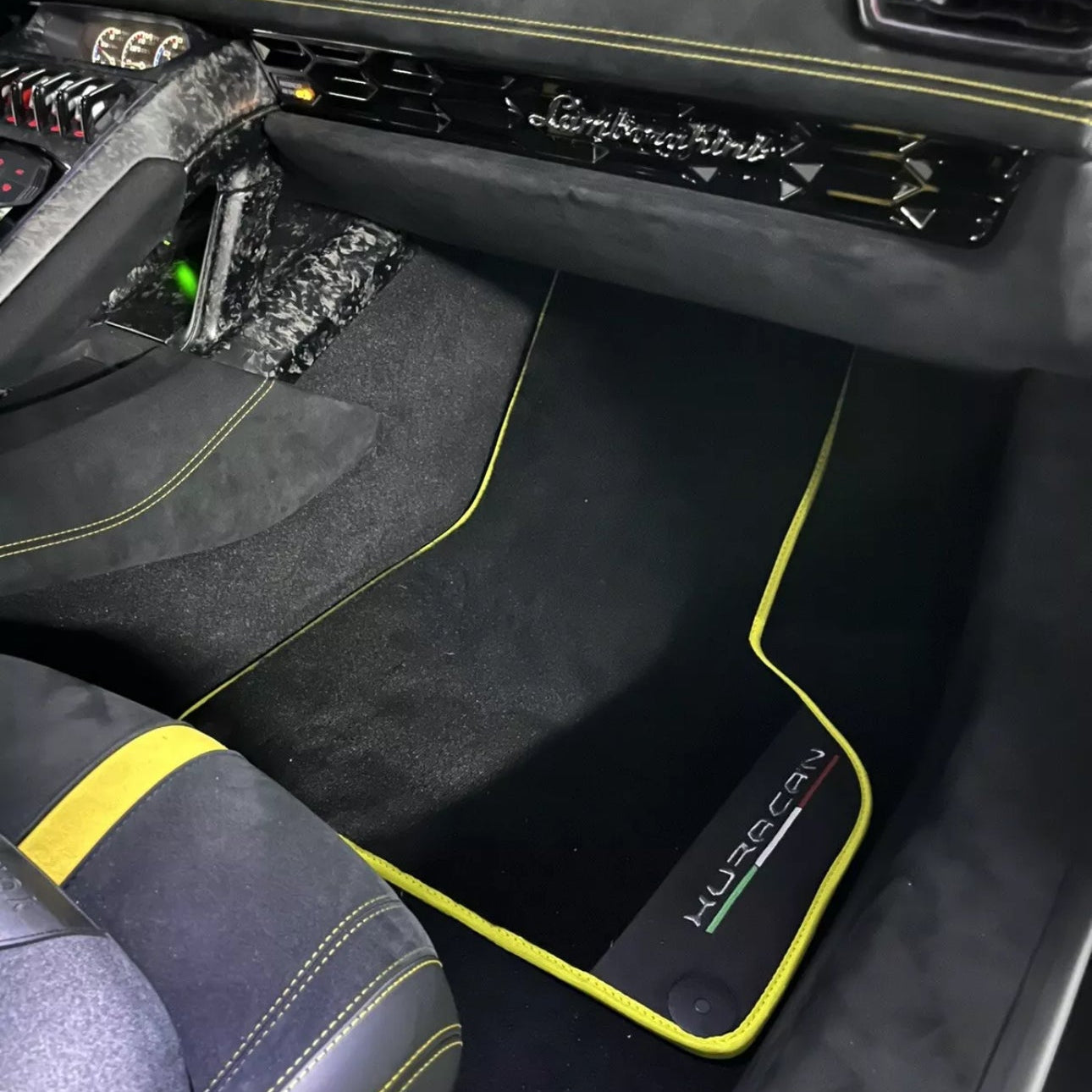 Black Floor Mats for Lamborghini Huracan With Alcantara Leather Yellow Trim
