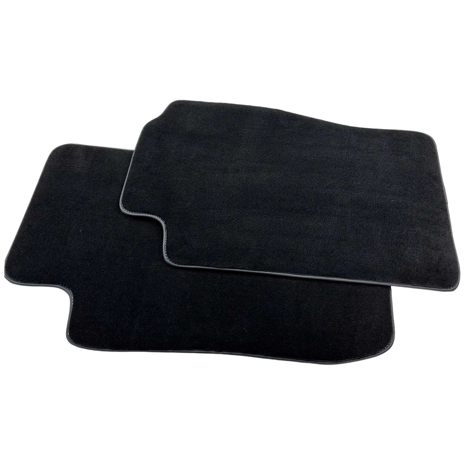 Black Floor Mats For Nissan Patrol (1997-2006) - AutoWin