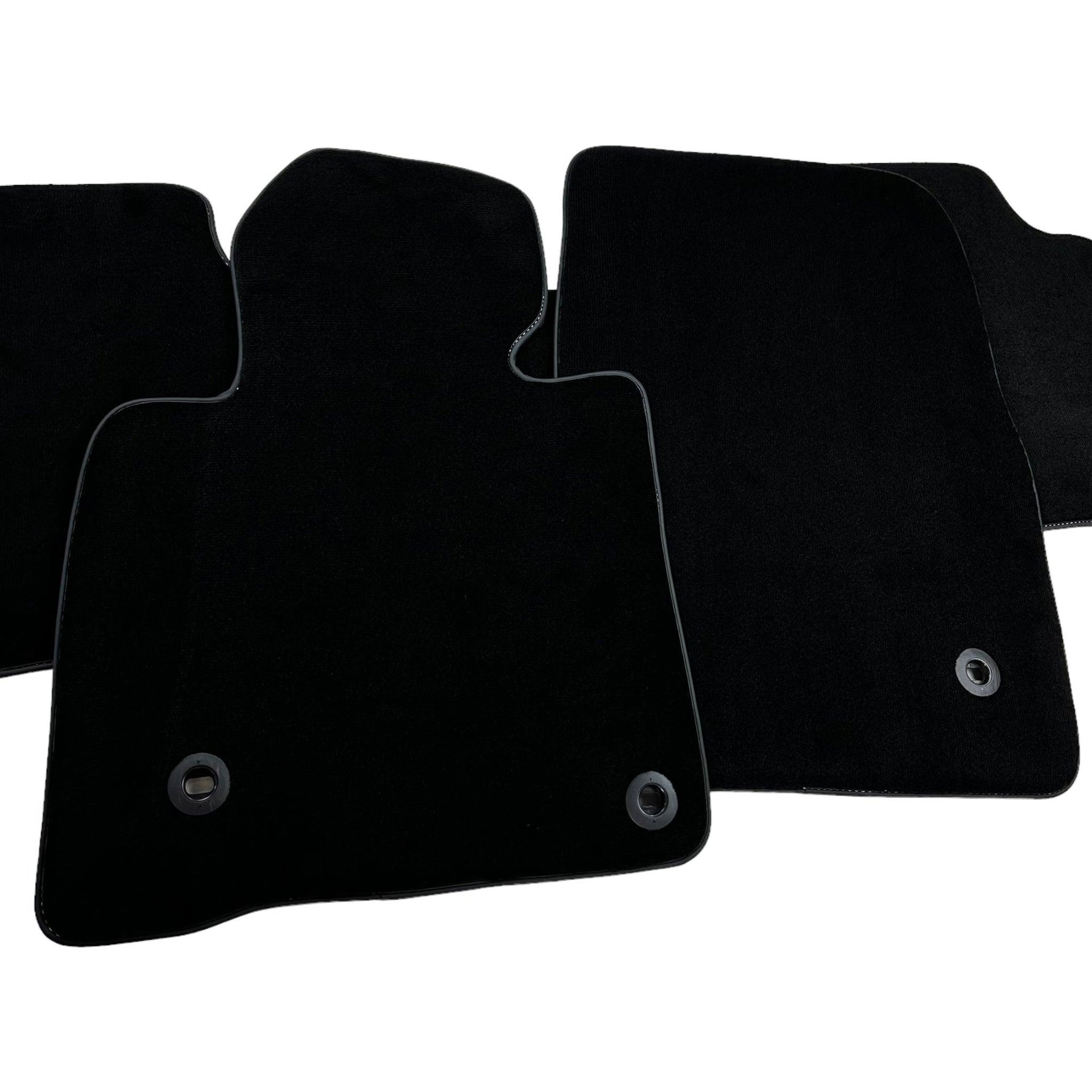 Black Floor Mats For Toyota Land Cruiser 150 (2009-2022) - AutoWin