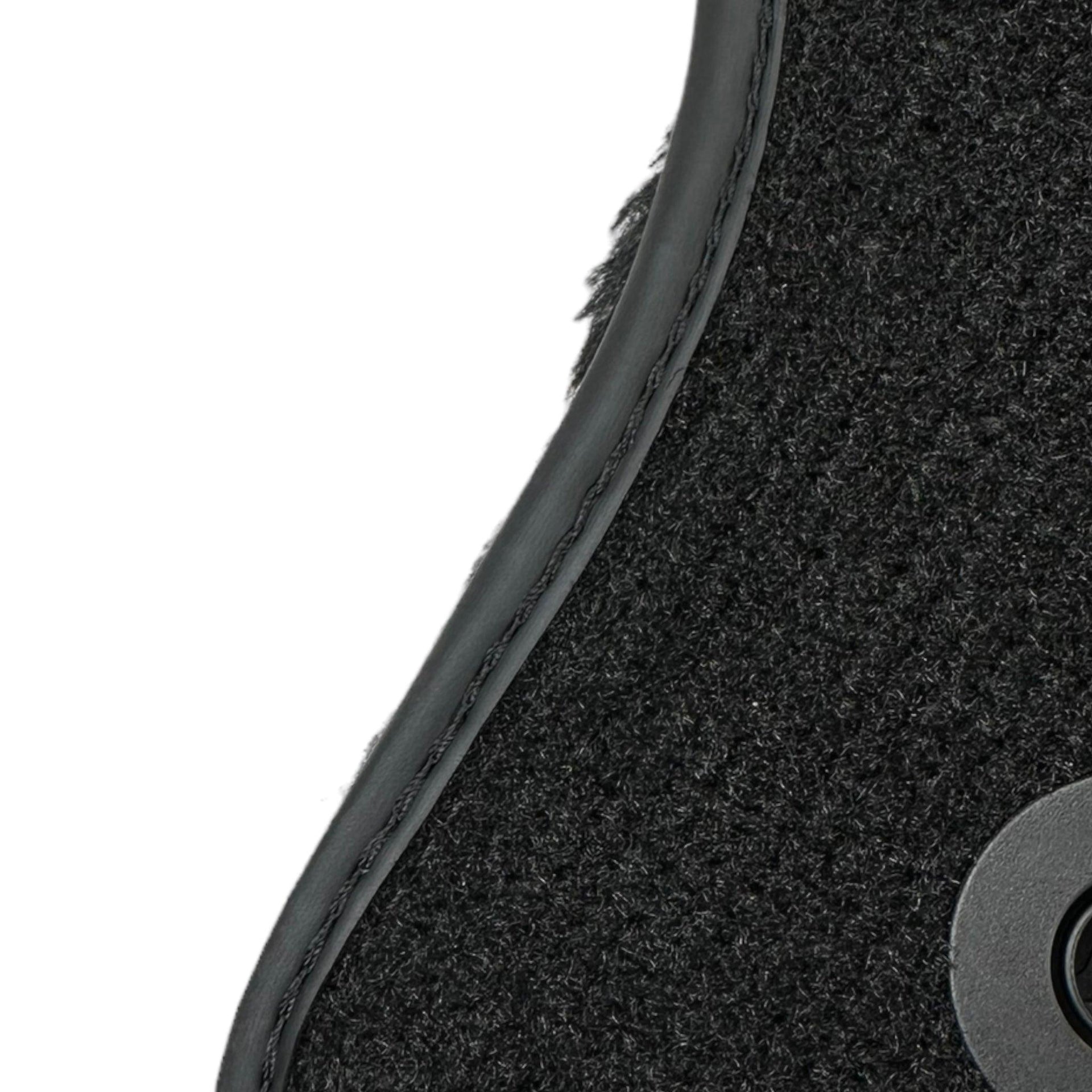 Black Sheepskin Floor Mats For Mercedes Benz C-Class S203 Estate 4Matic (2001-2007) | ER56 Design - AutoWin