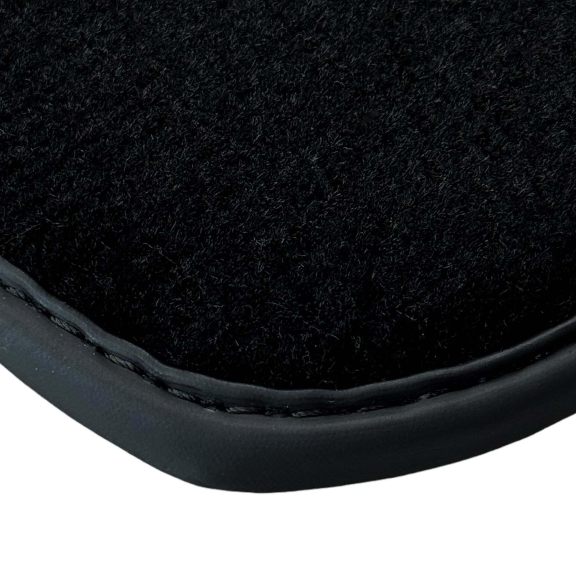 Black Mats for BMW U06 (2022-2026) Carbon | ER56 Performance - AutoWin