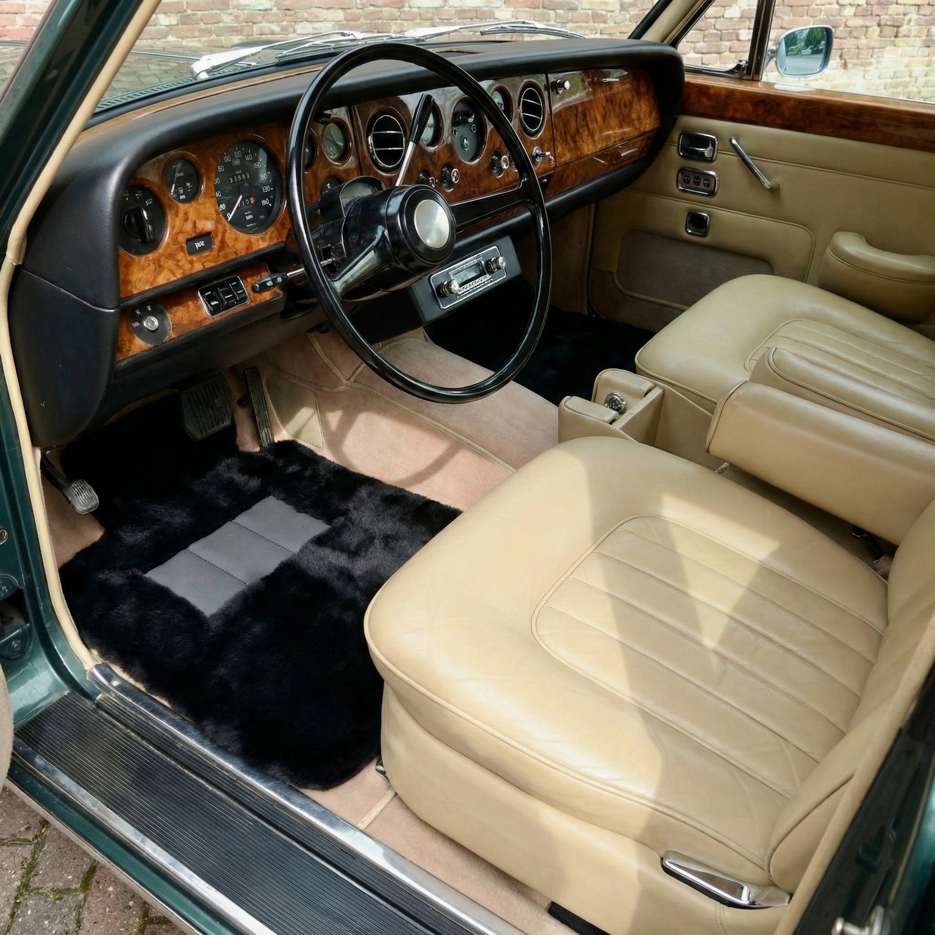 Shadow (1965-1977)