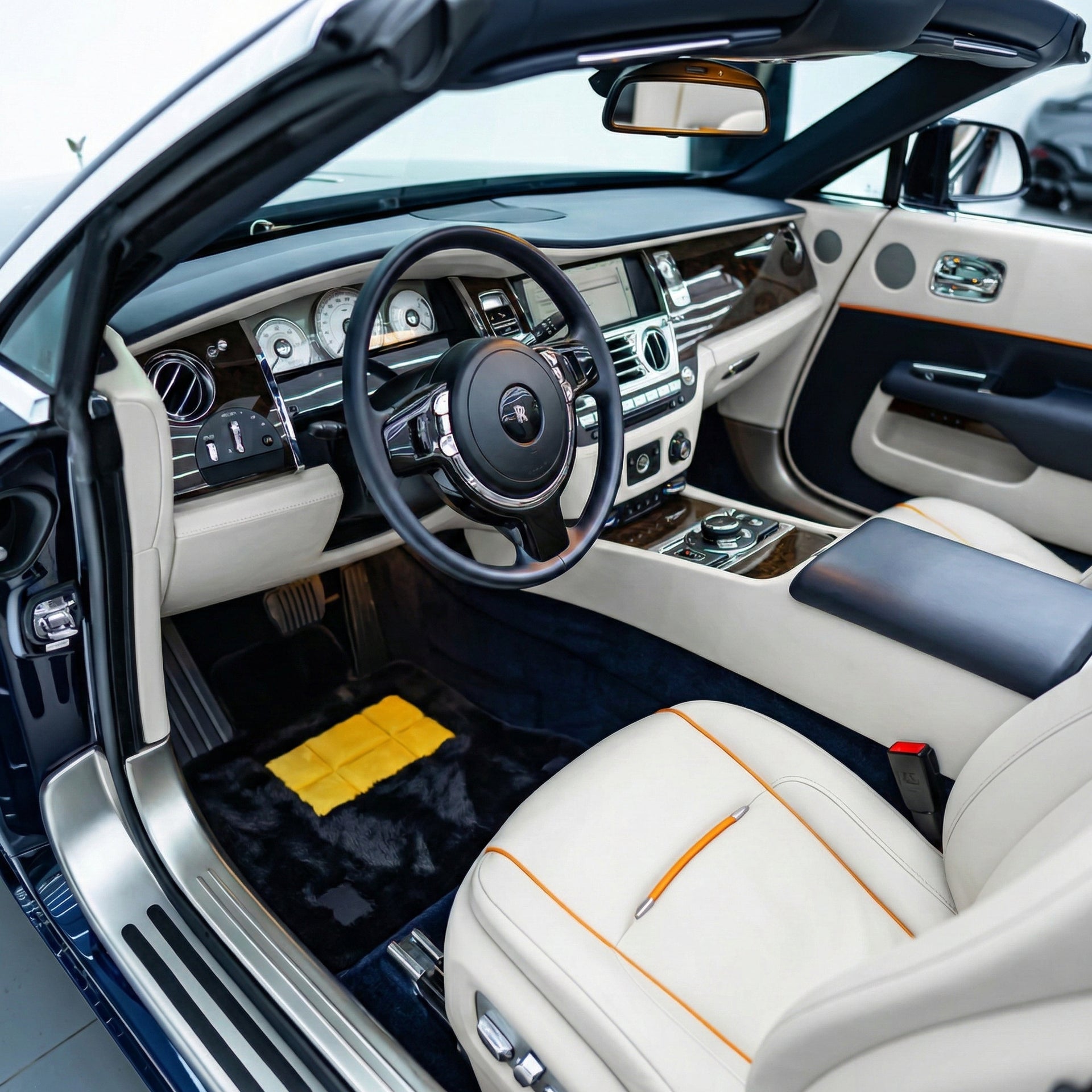 Alcantara Floor Mats For Rolls Royce Black Badge Dawn - AutoWin