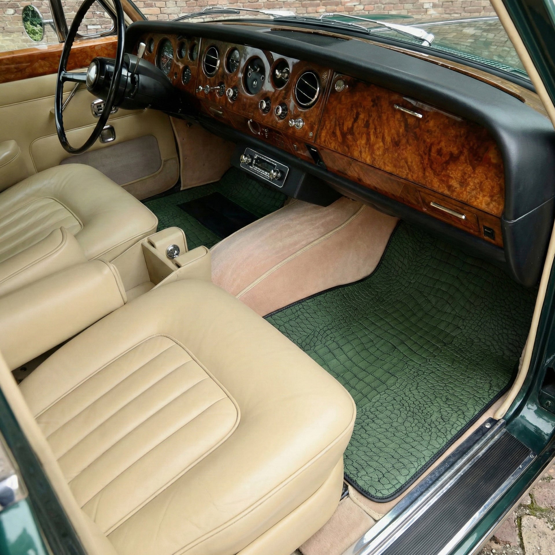 Shadow (1965-1977)