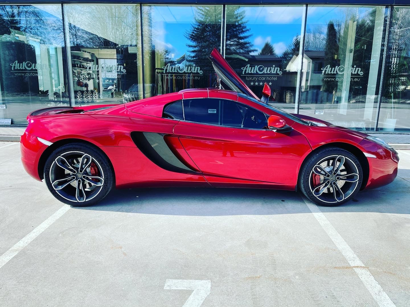 MP4-12C (2011–2014)