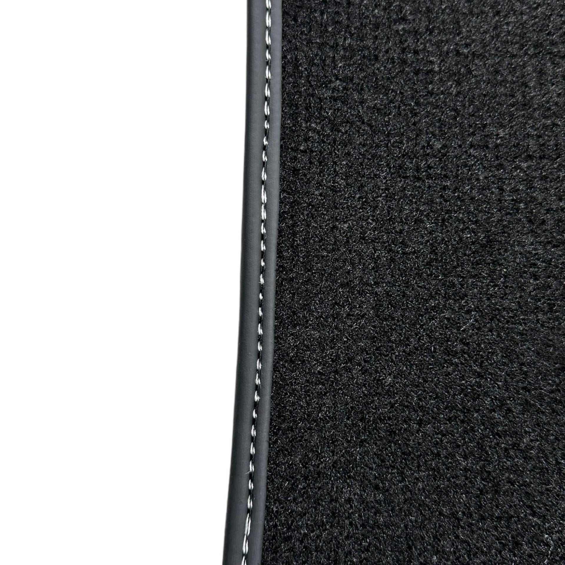 Black Floor Mats for Audi TT MK2 Coupe (2006-2014) - AutoWin