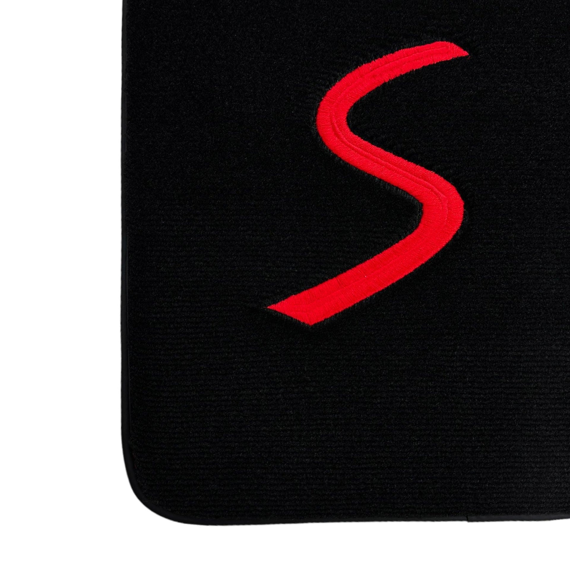 Black Floor Mats for Mini Countryman F60 Hybrid (2020-2023) - AutoWin