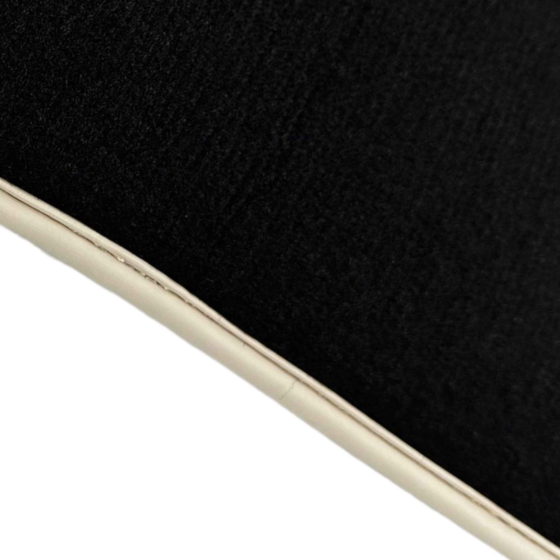 Black Floor Mats for Toyota Camry (2011-2017) ER56 Design - AutoWin