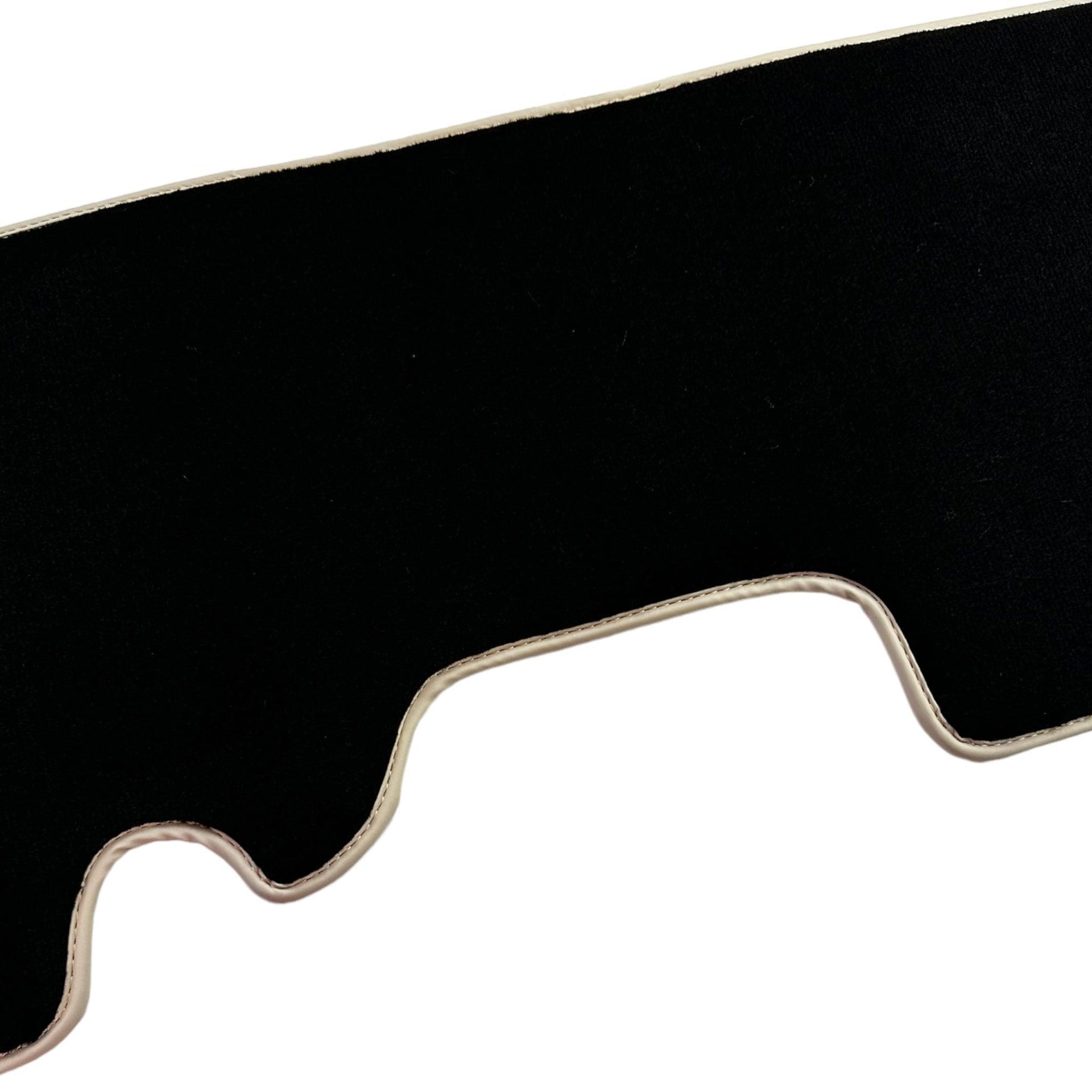 Black Floor Mats For Toyota Land Cruiser 80 (1985-1997) Beige Trim | ER56 Design - AutoWin