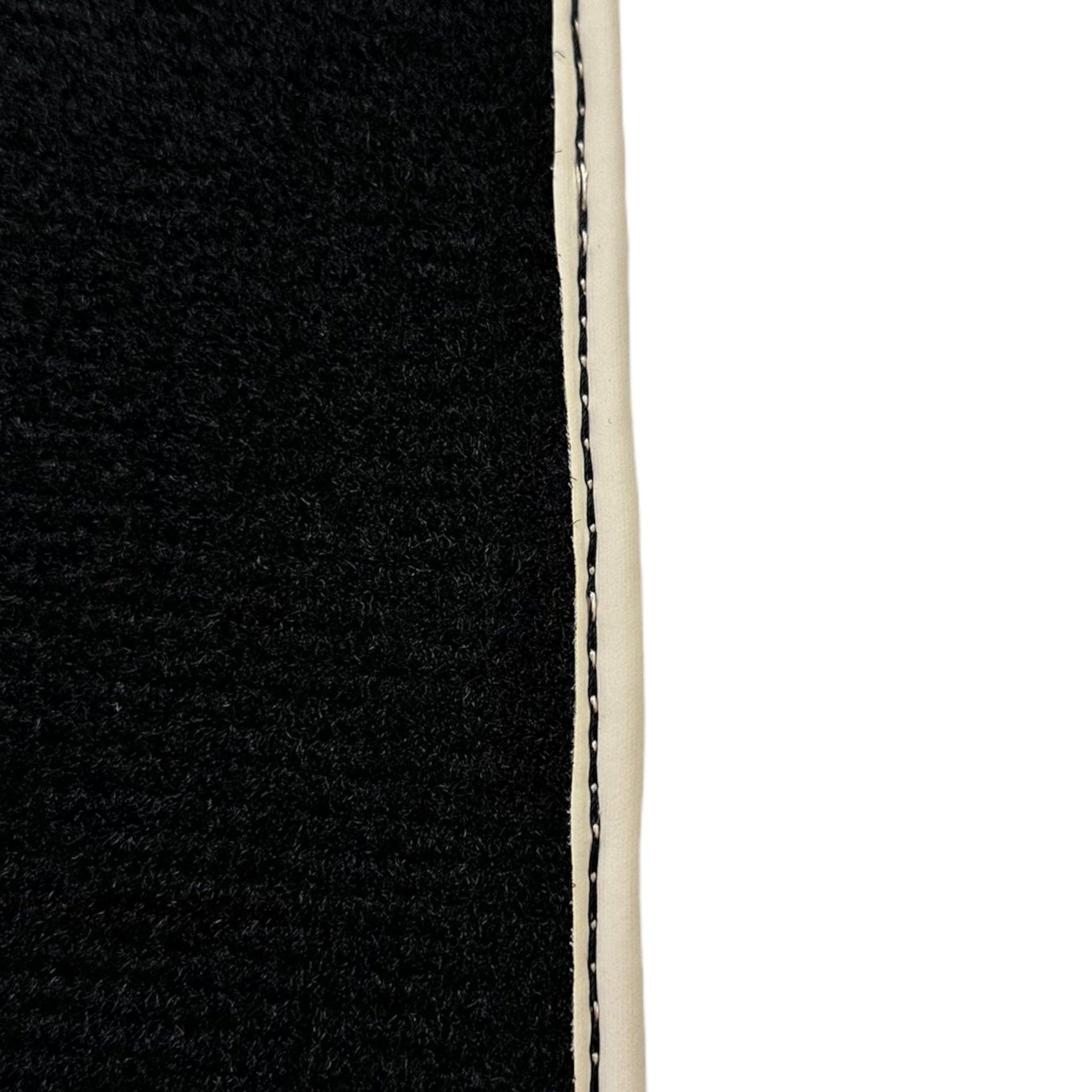 Black Floor Mats For Kia Sportage (2010-2016) - AutoWin