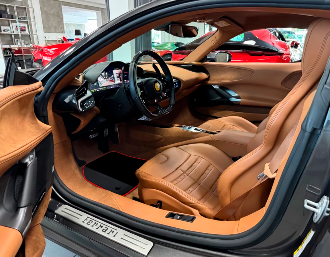 For SF90 Stradale (2019-2024)