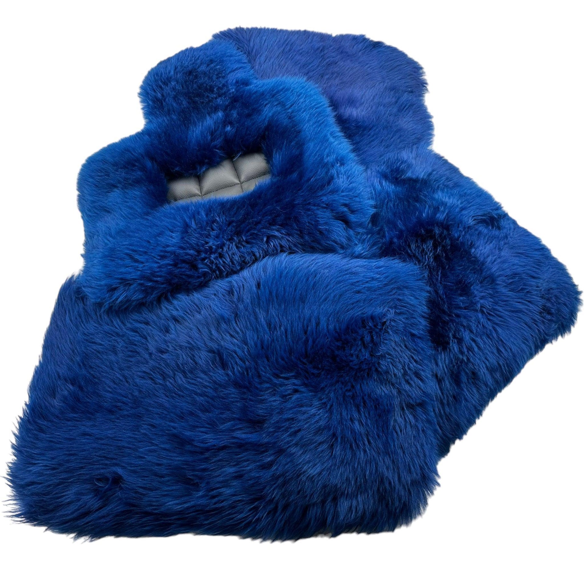 Navy Blue Sheepskin Floor Mats for Rolls Royce Cullinan RR31 (2018-2023) | ER56 Design - AutoWin