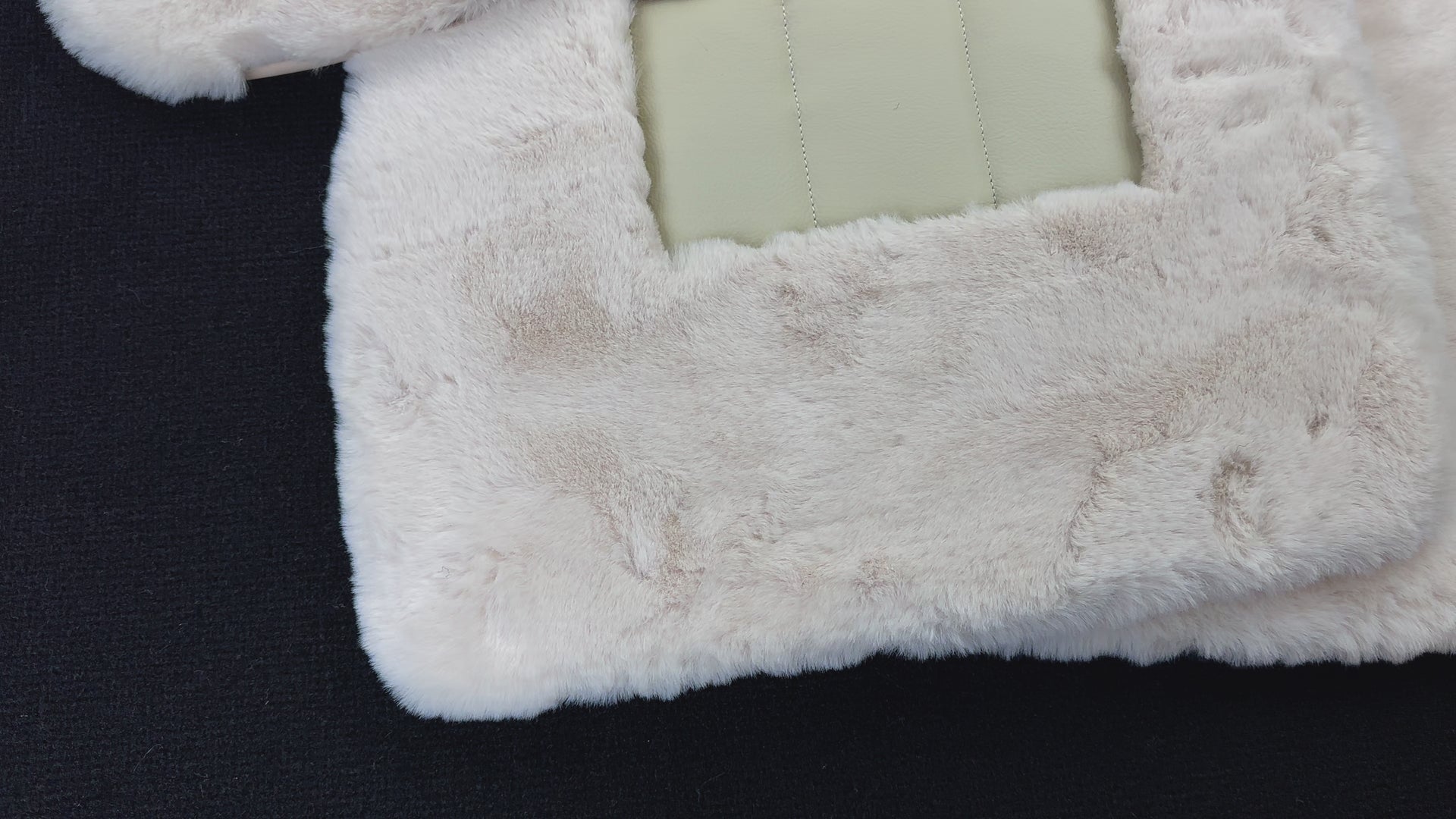 White Sheepskin Floor Mats for Bentley Continental GT (2011–2018) ER56 Design - ER56 Design