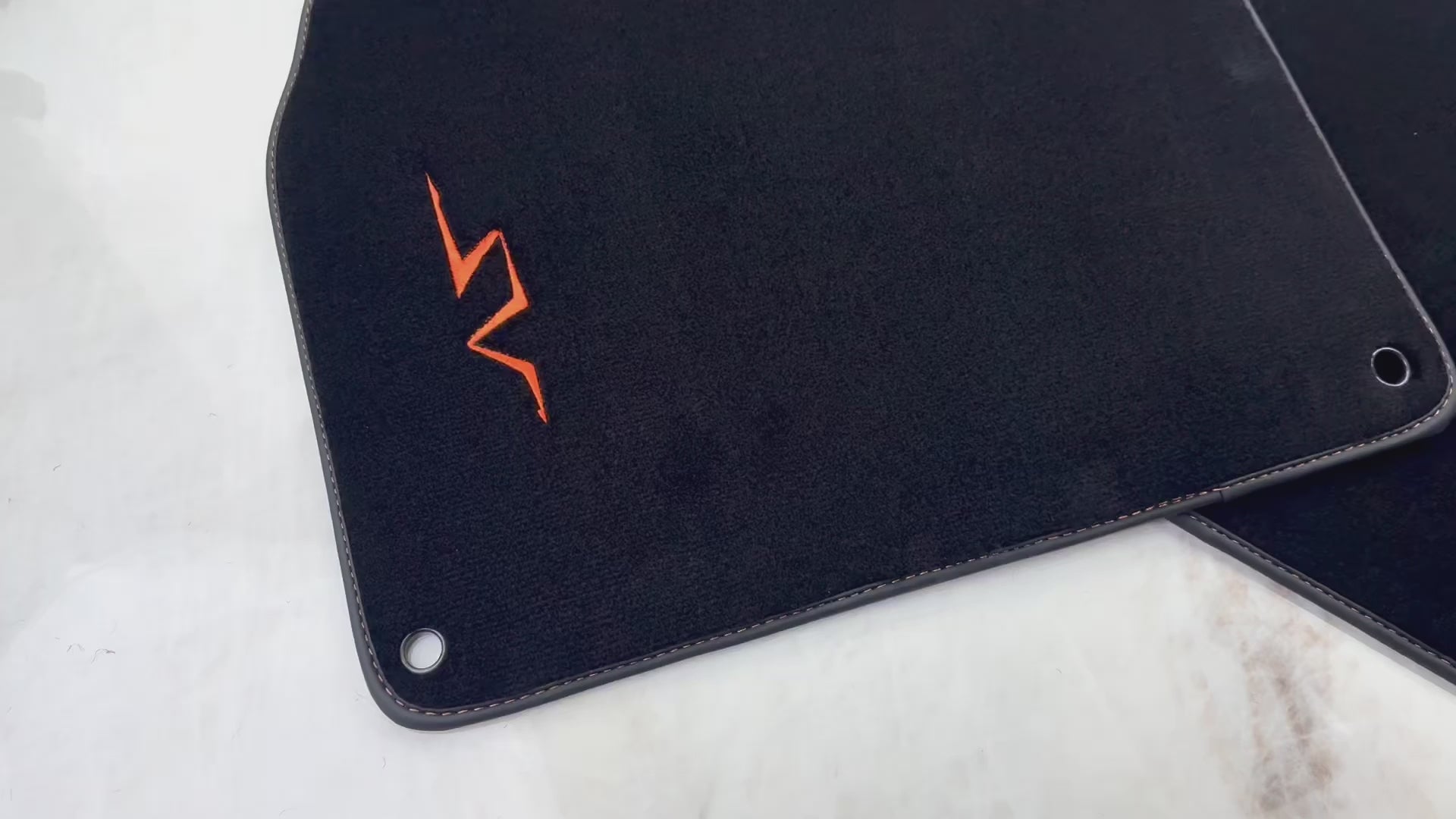 Black Floor Mats for Lamborghini Aventador SV | Orange Edition - AutoWin.EU