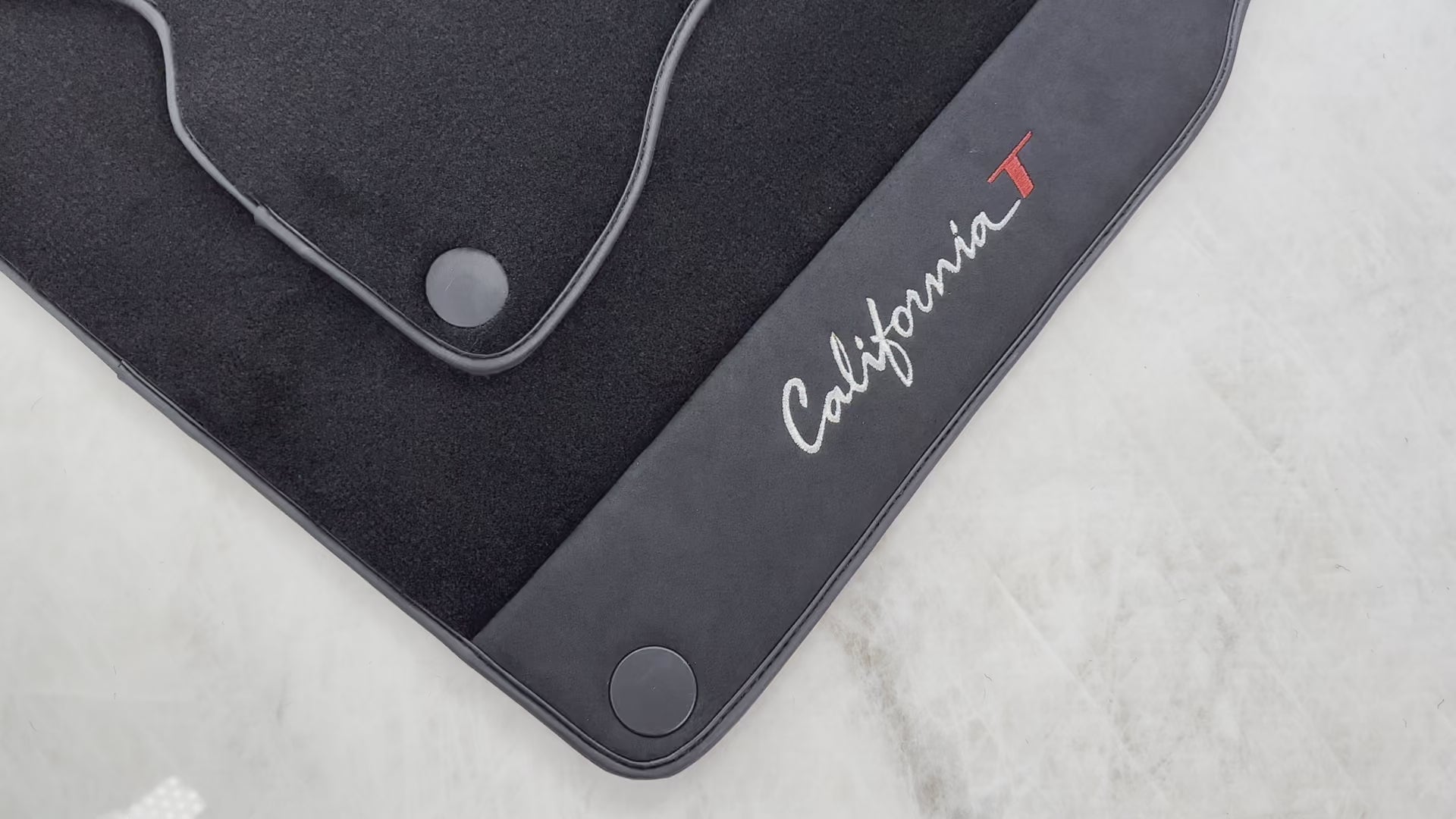 Black Floor Mats For Ferrari California T 2015–2018 with Black Alcantara - AutoWin