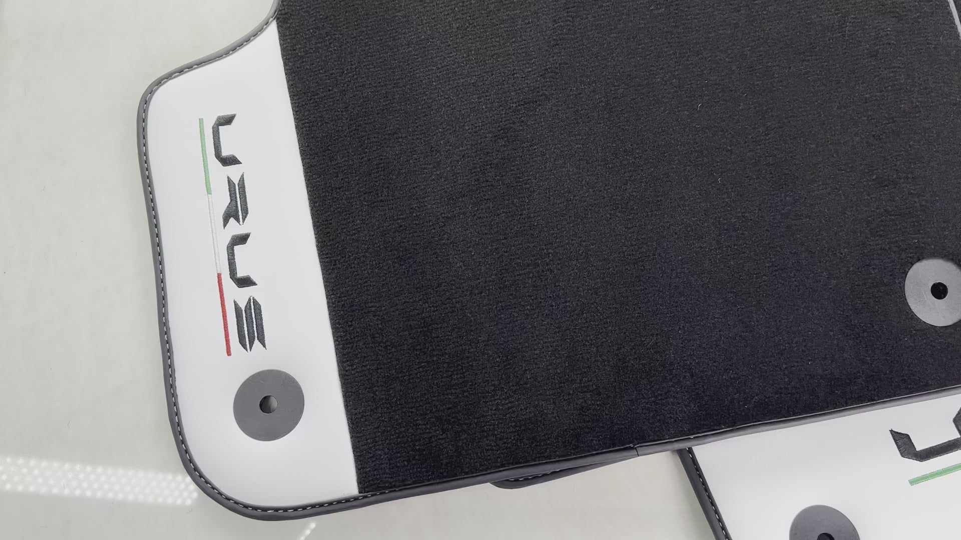 Black Floor Mats for Lamborghini Urus With White Leather - AutoWin.EU