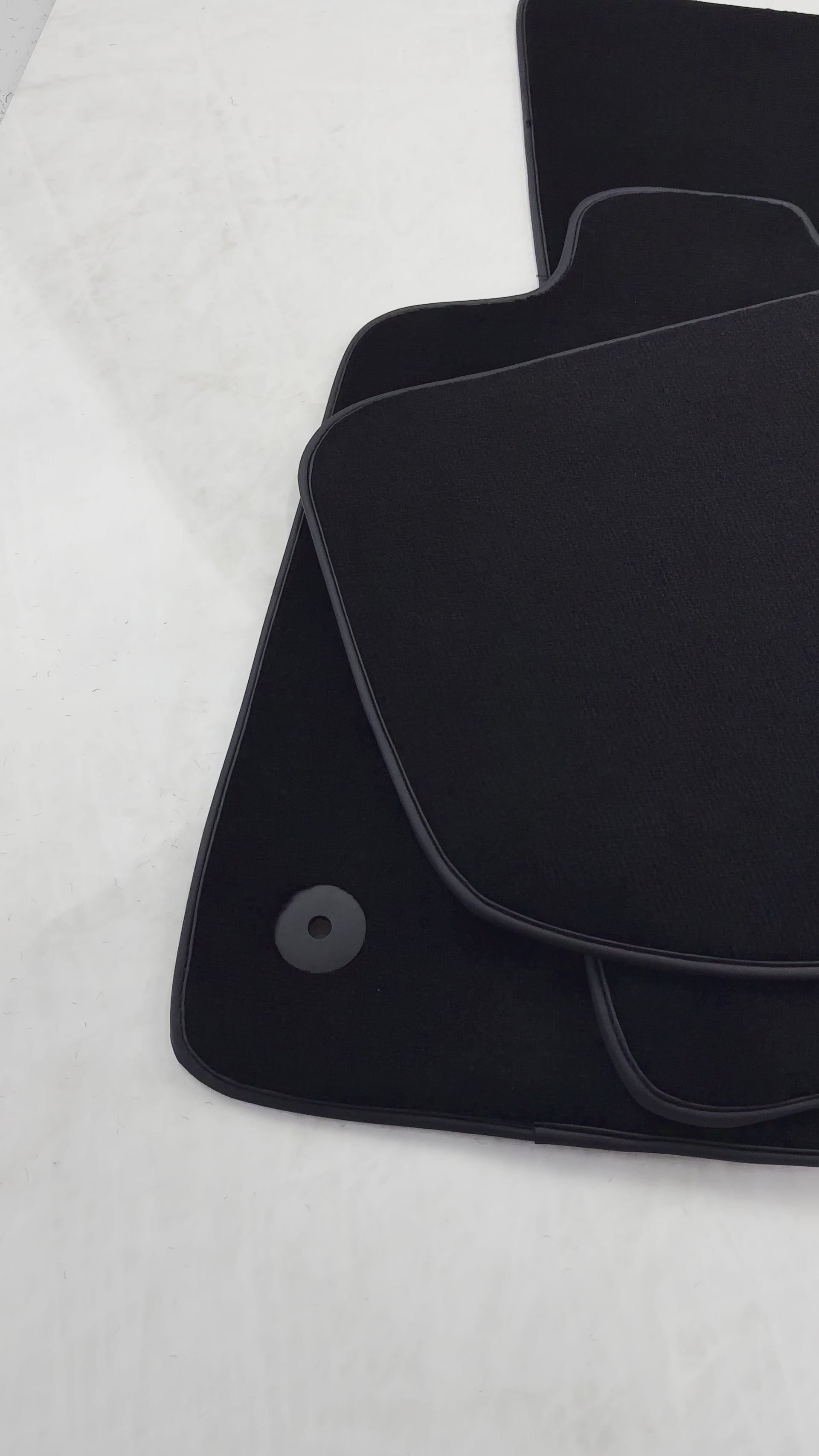 Black Floor Mats For Bentley Continental GT (2018–2023) - AutoWin