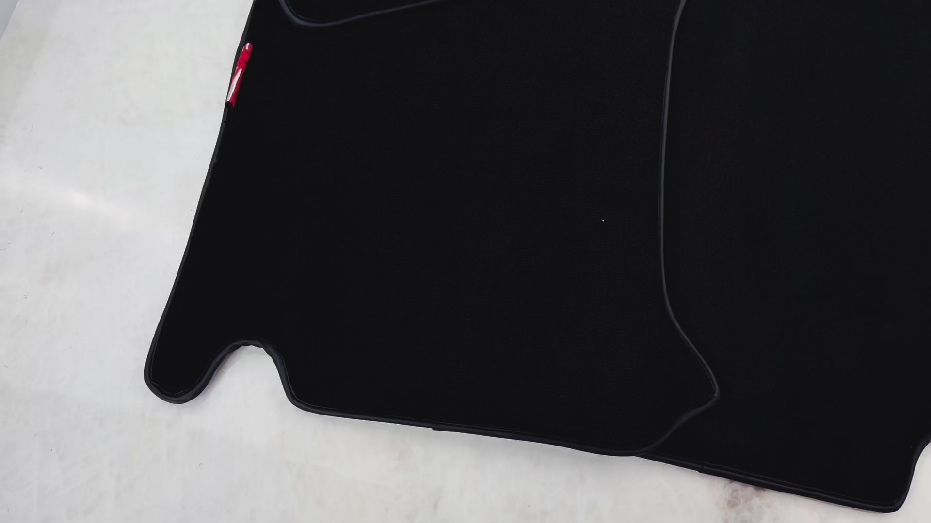 Black Floor Mats for Mitsubishi 3000 (1990-2000) - Japan Edition - AutoWin