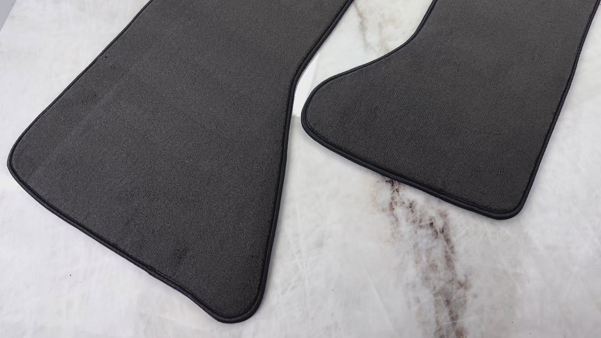 Gray Floor Mats for Chevrolet Corvette C4 (1984-1996) - AutoWin