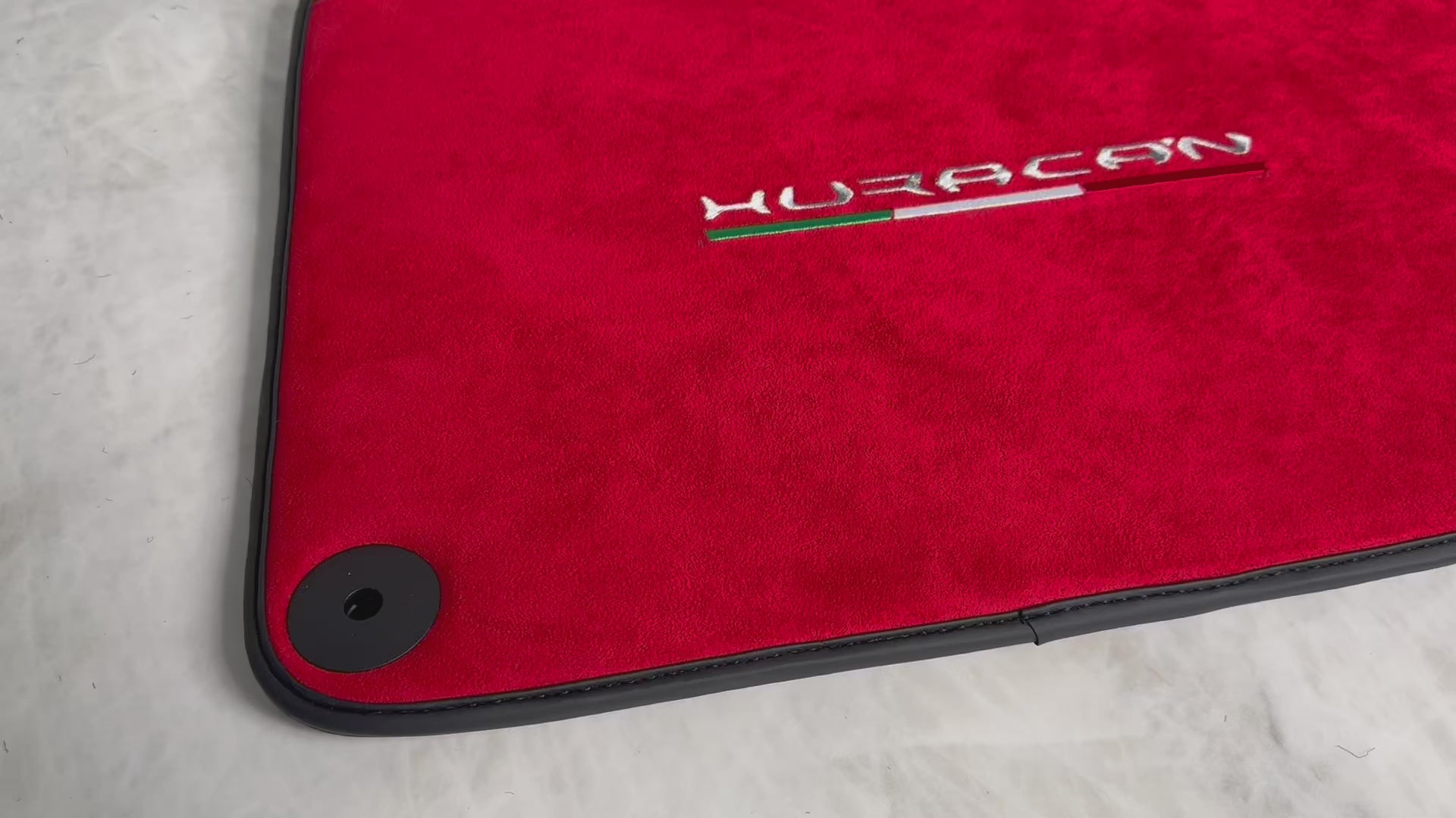 Floor Mats for Lamborghini Huracan Alcantara Red Leather With Huracan Logo - AutoWin.EU