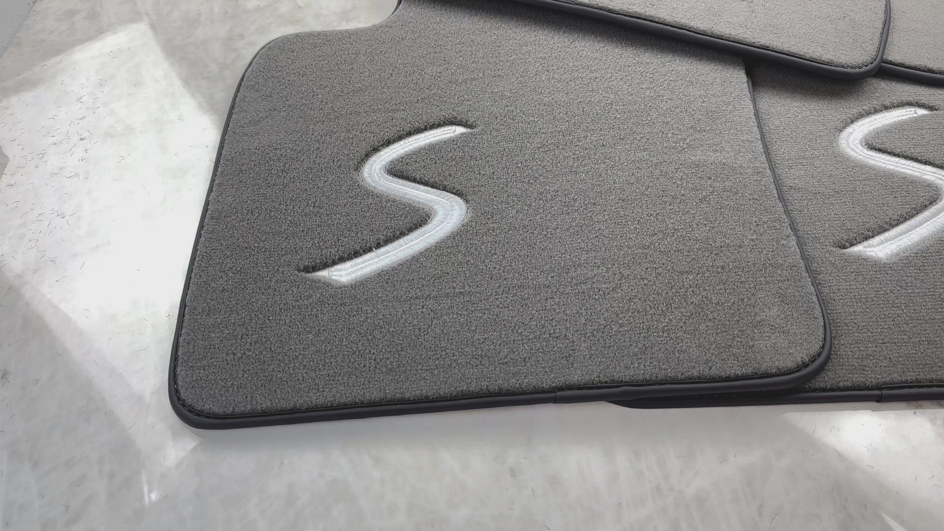 Grey Floor Mats for Mini Cooper / One F55 5-Doors (2015-2023) - AutoWin