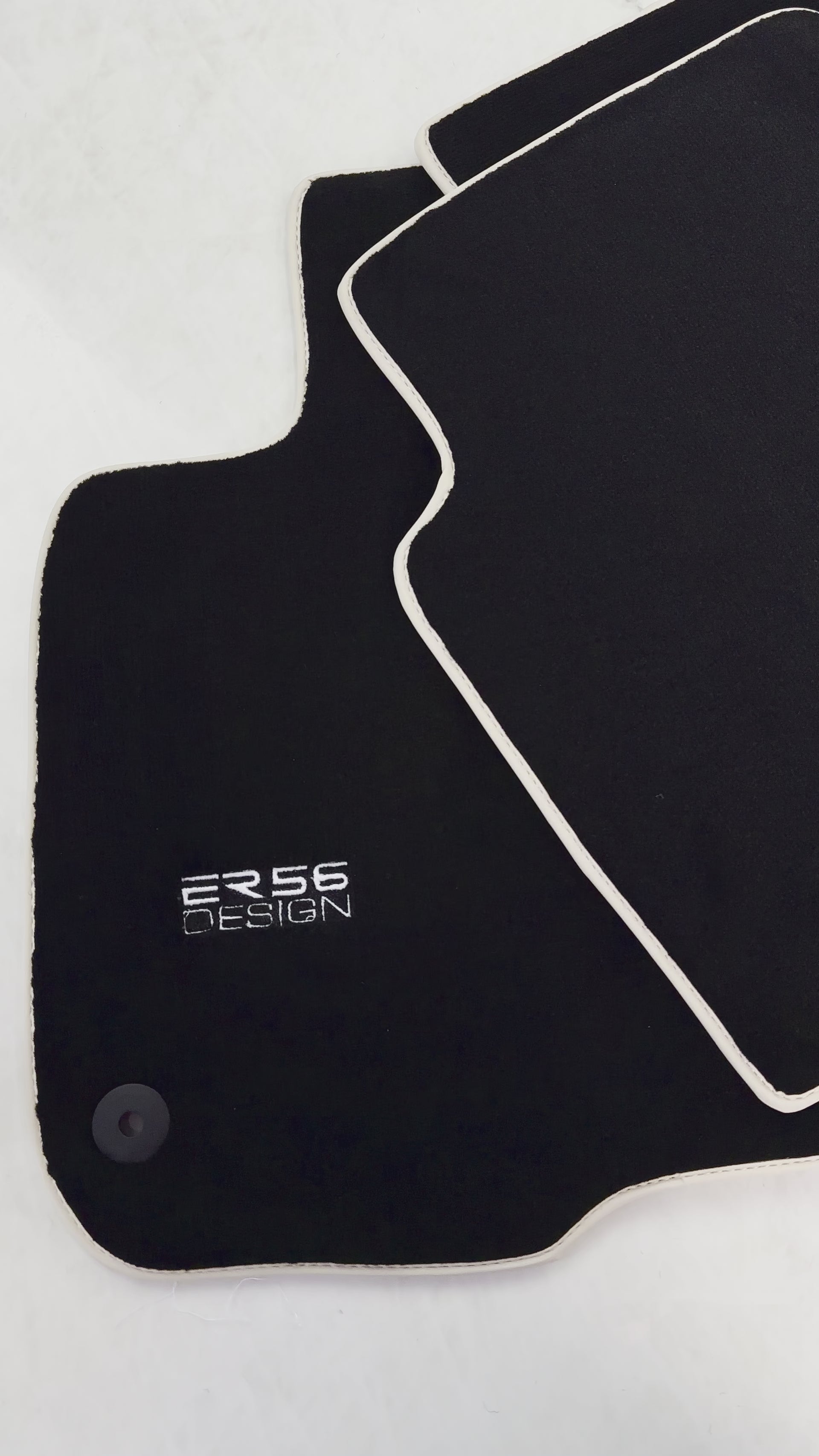 Black Floor Mats For Honda CR-V (2017-2022) ER56 Design - ER56 Design