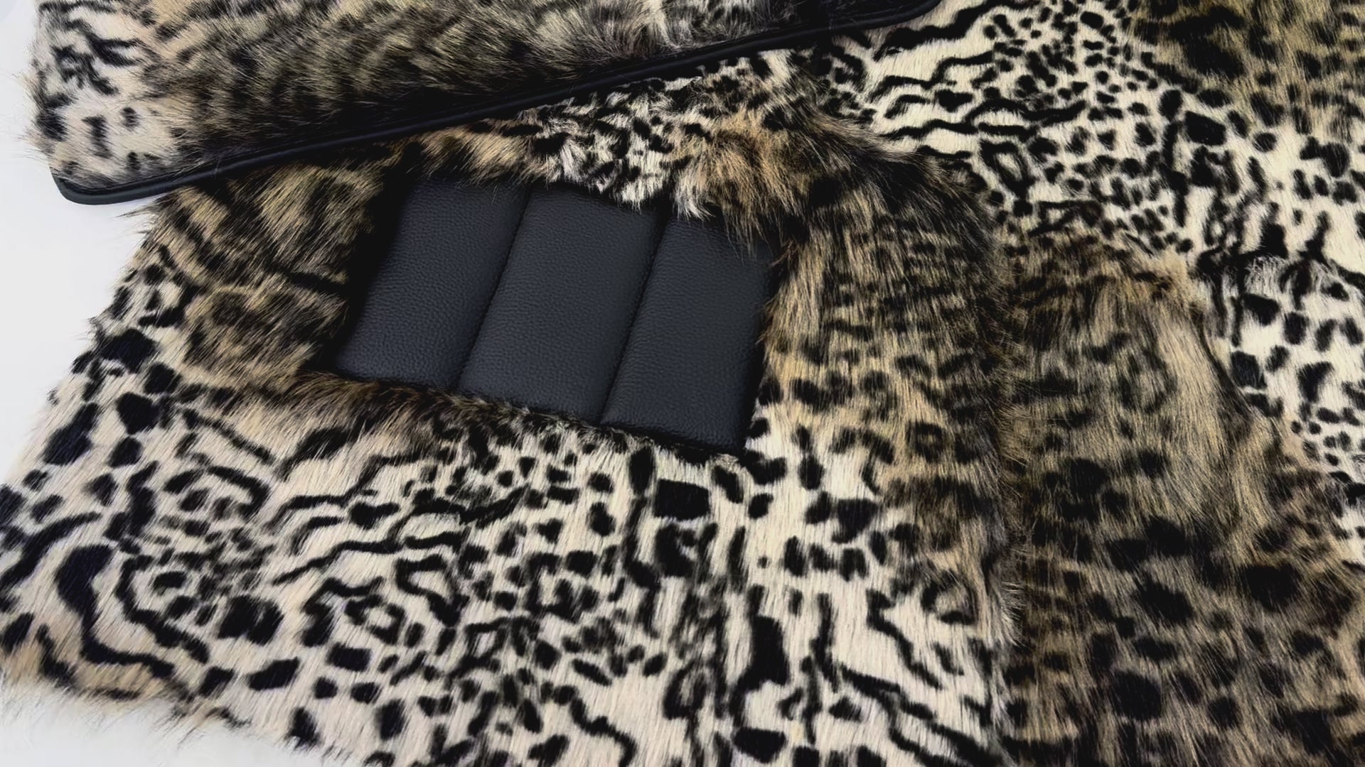 Leopard Fur Floor Mats for Rolls-Royce Cullinan (2018-2025) - AutoWin