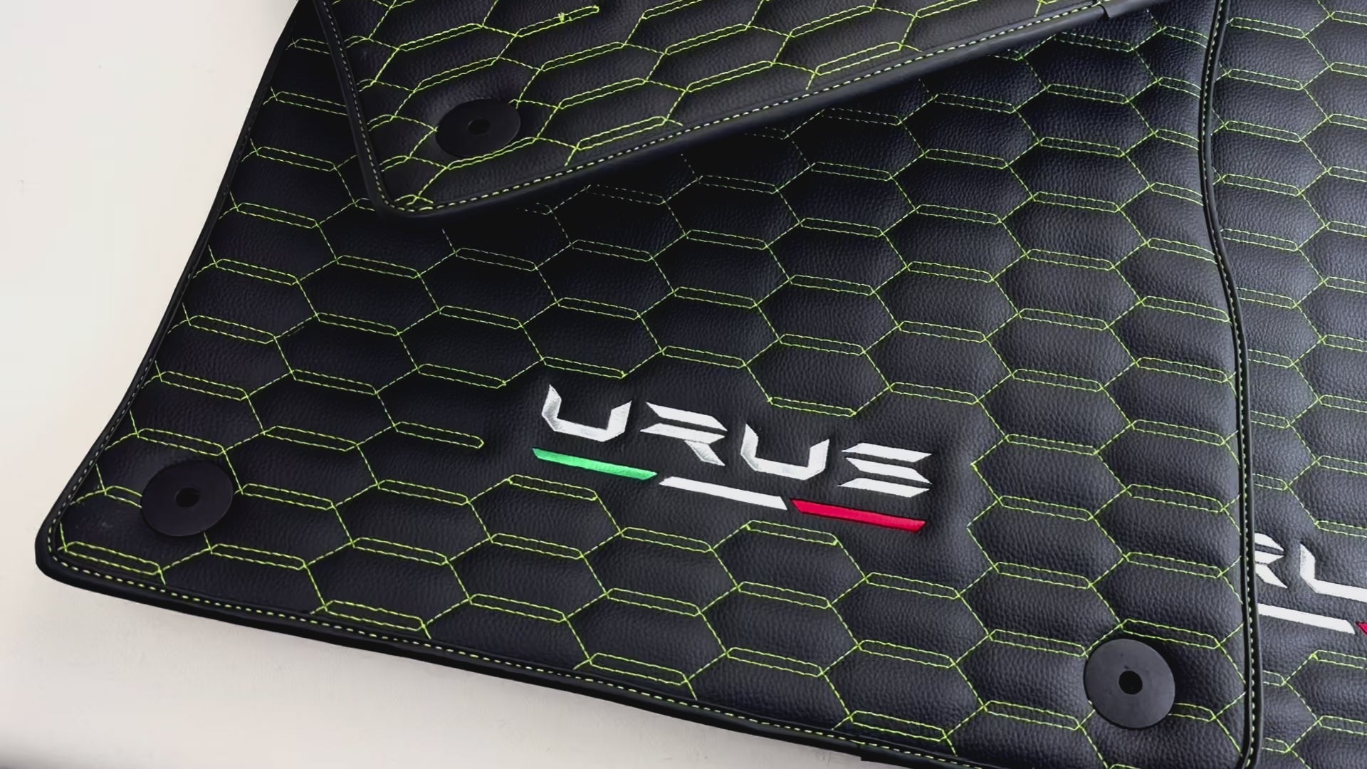 Customizable Leather Floor Mats for Lamborghini Urus with Green Stitching - AutoWin.EU