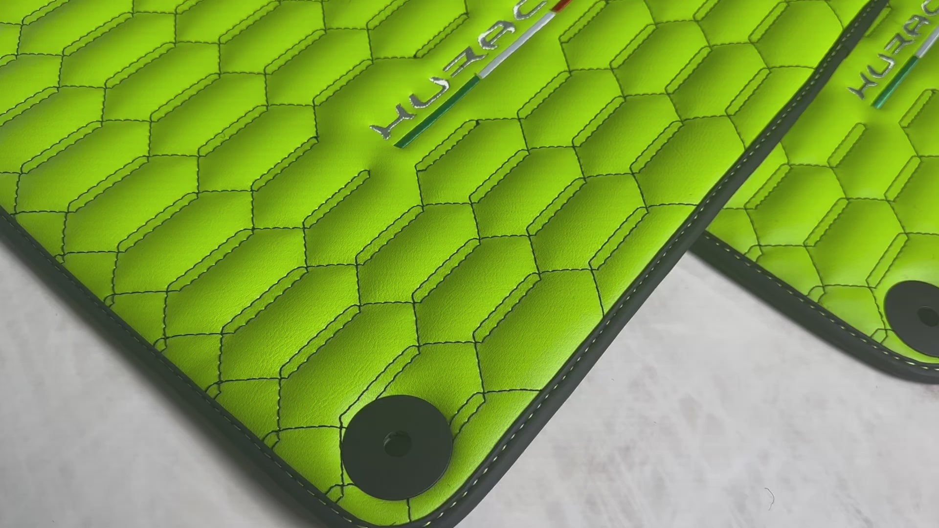 Green Leather Floor Mats for Lamborghini Huracan - AutoWin.EU