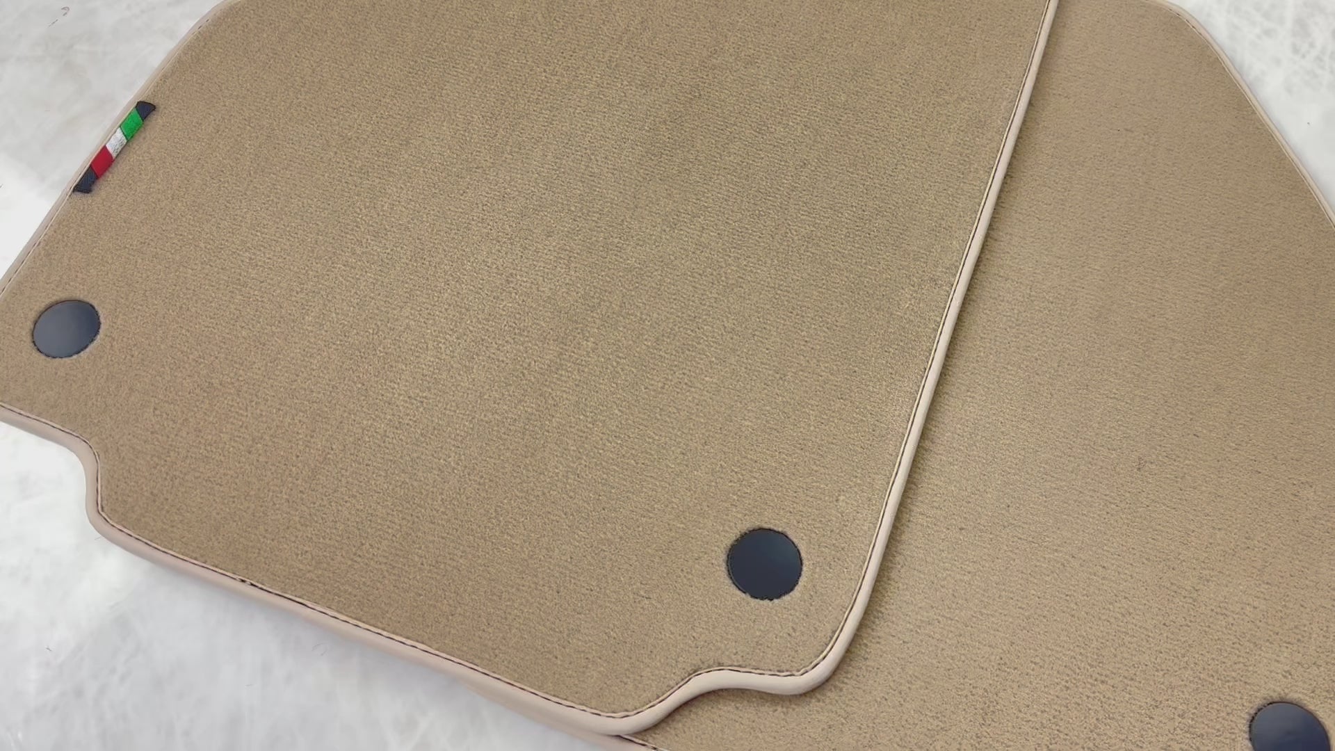 Beige Floor Mats for Ferrari 458 GT2 (2012-2015) | Italian Edition - AutoWin