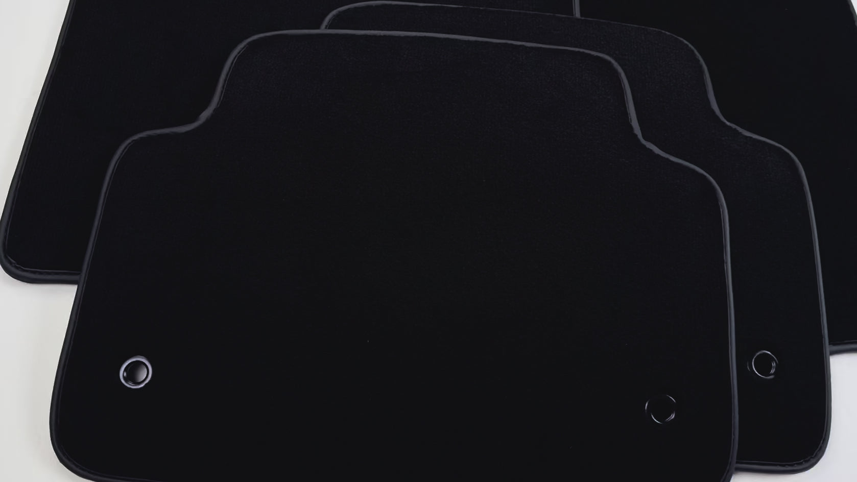 Black Floor Mats for Chevrolet Tacuma (2000-2008) - AutoWin