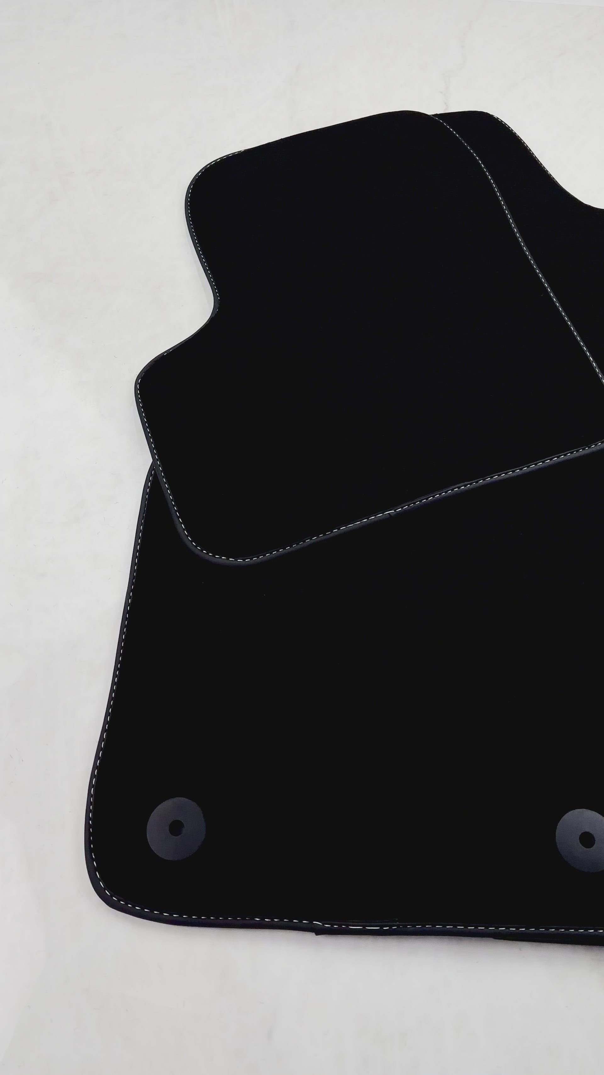 Black Floor Mats for Fiat 500 e (2020-2024) Hatchback | Black Trim - AutoWin