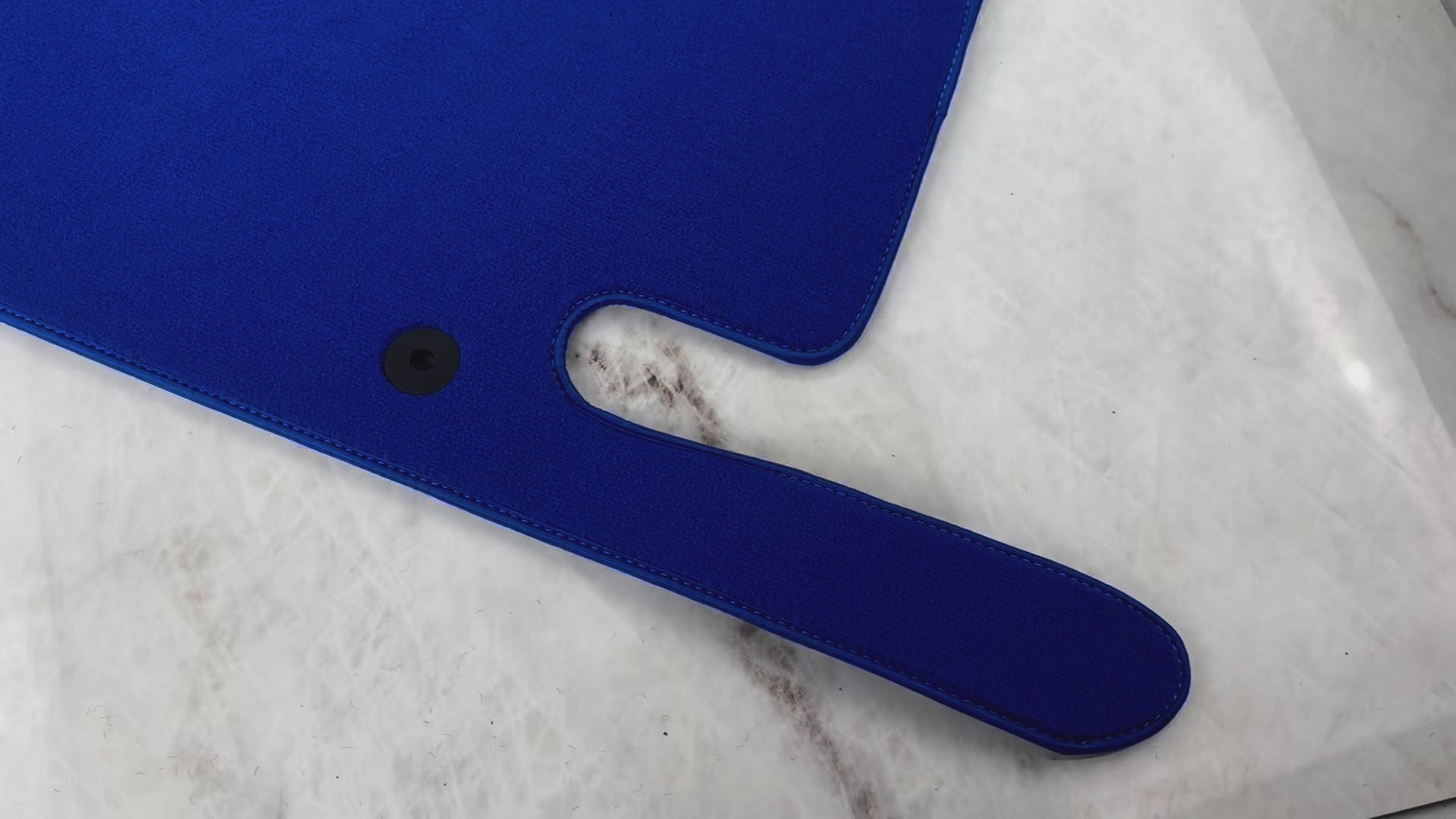 Blue Floor Mats for Chevrolet Corvette C5 (1997-2004) - AutoWin