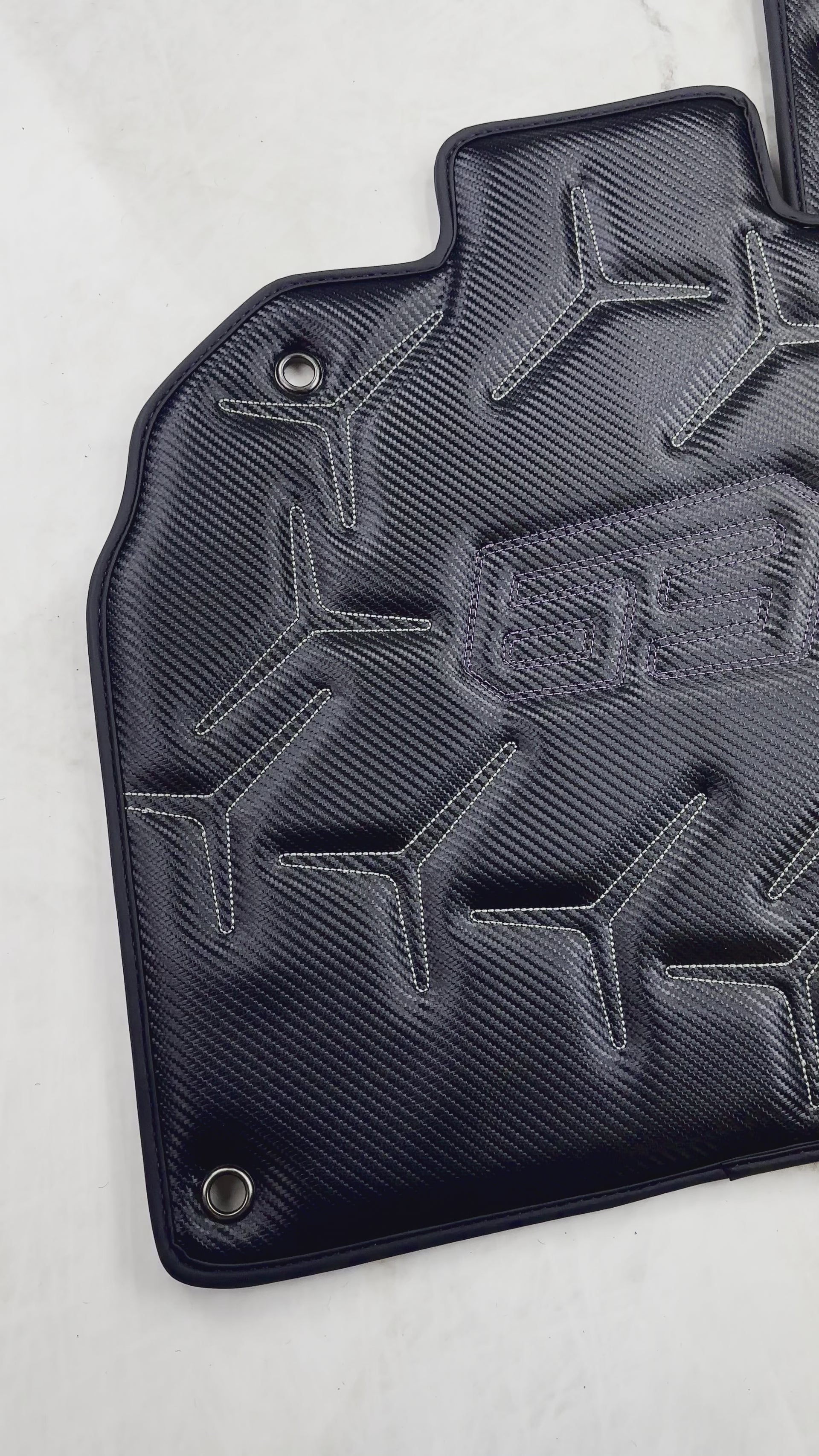Carbon Leather Floor Mats for Lamborghini Aventador SVJ 63 Edition - AutoWin.EU