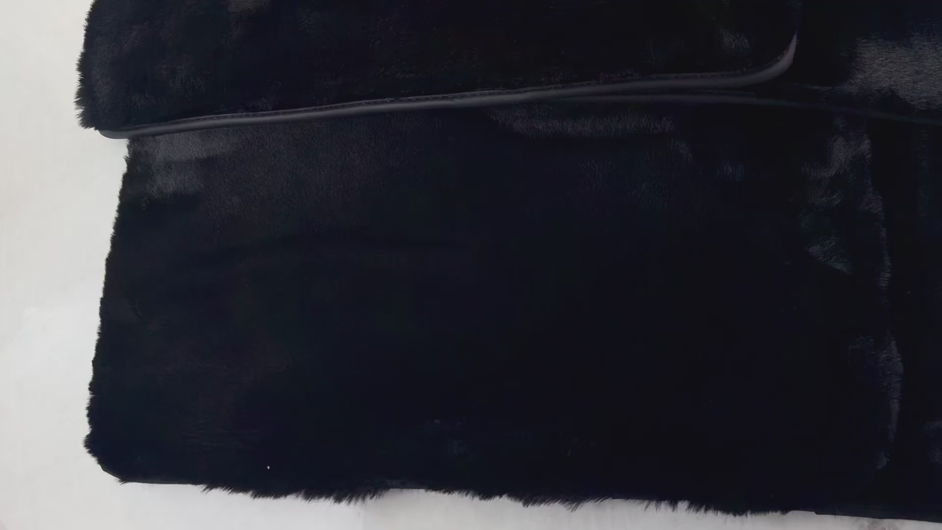 Black Sheepskin Floor Floor Mats For BMW 7 Series G12 - AutoWin