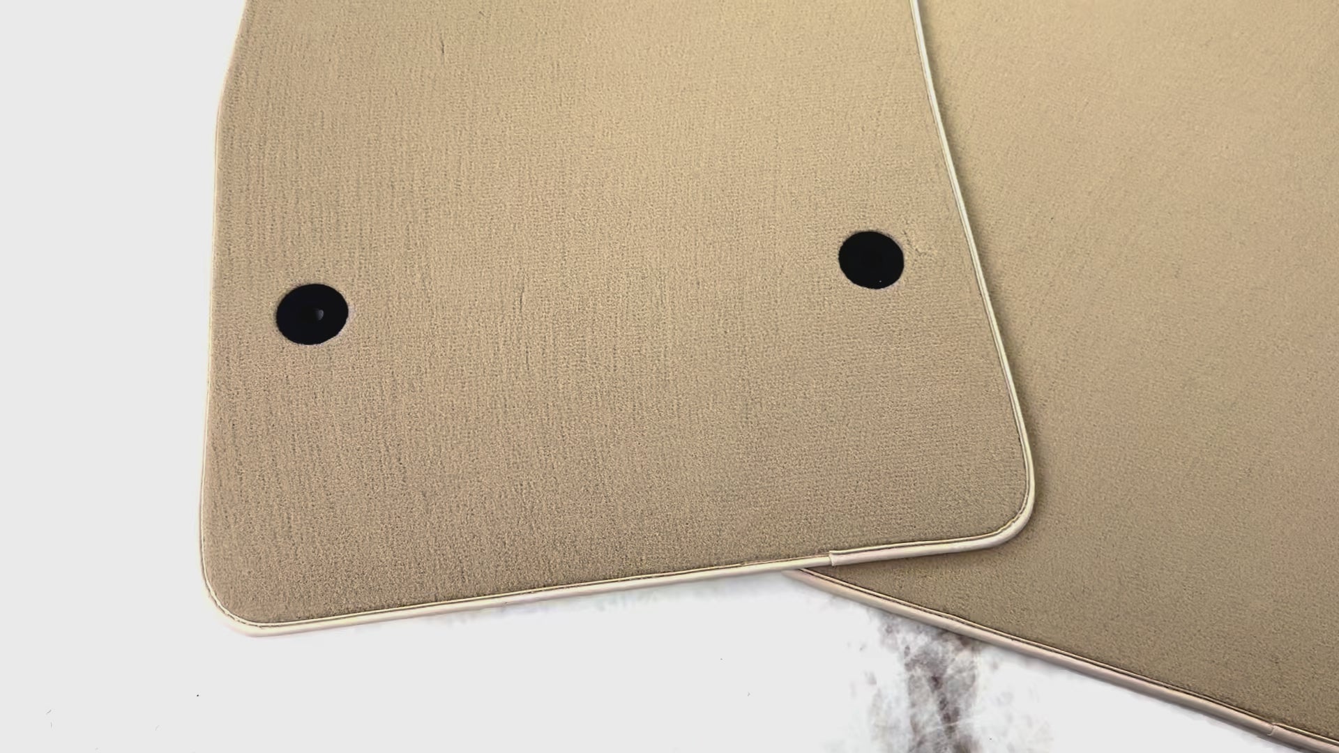 Beige Floor Mats for Chevrolet Corvette C8 (2020-2024) with Beige Trim - AutoWin