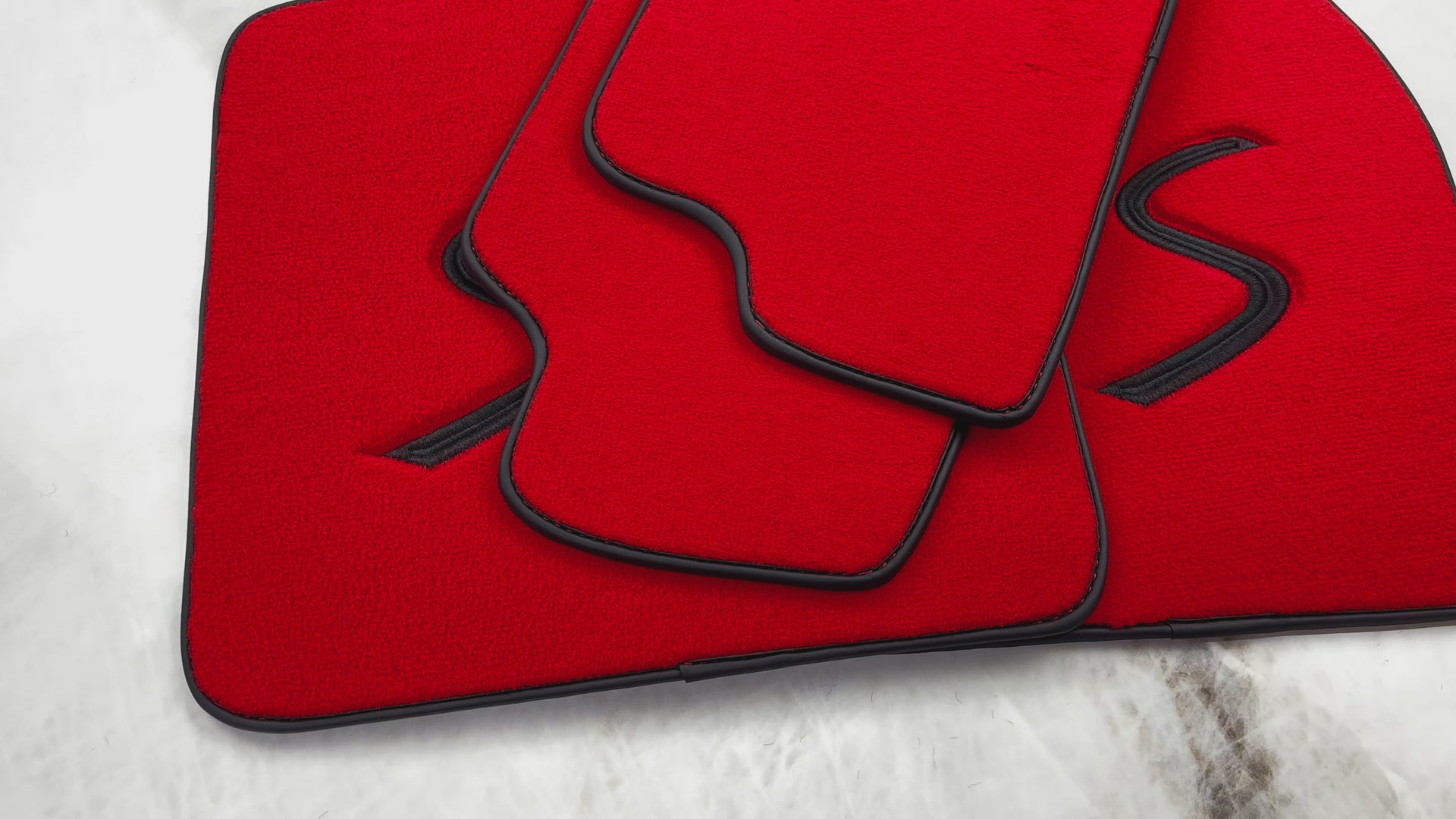 Red Floor Mats for Mini Cooper / One F55 5-Doors (2015-2023) - AutoWin