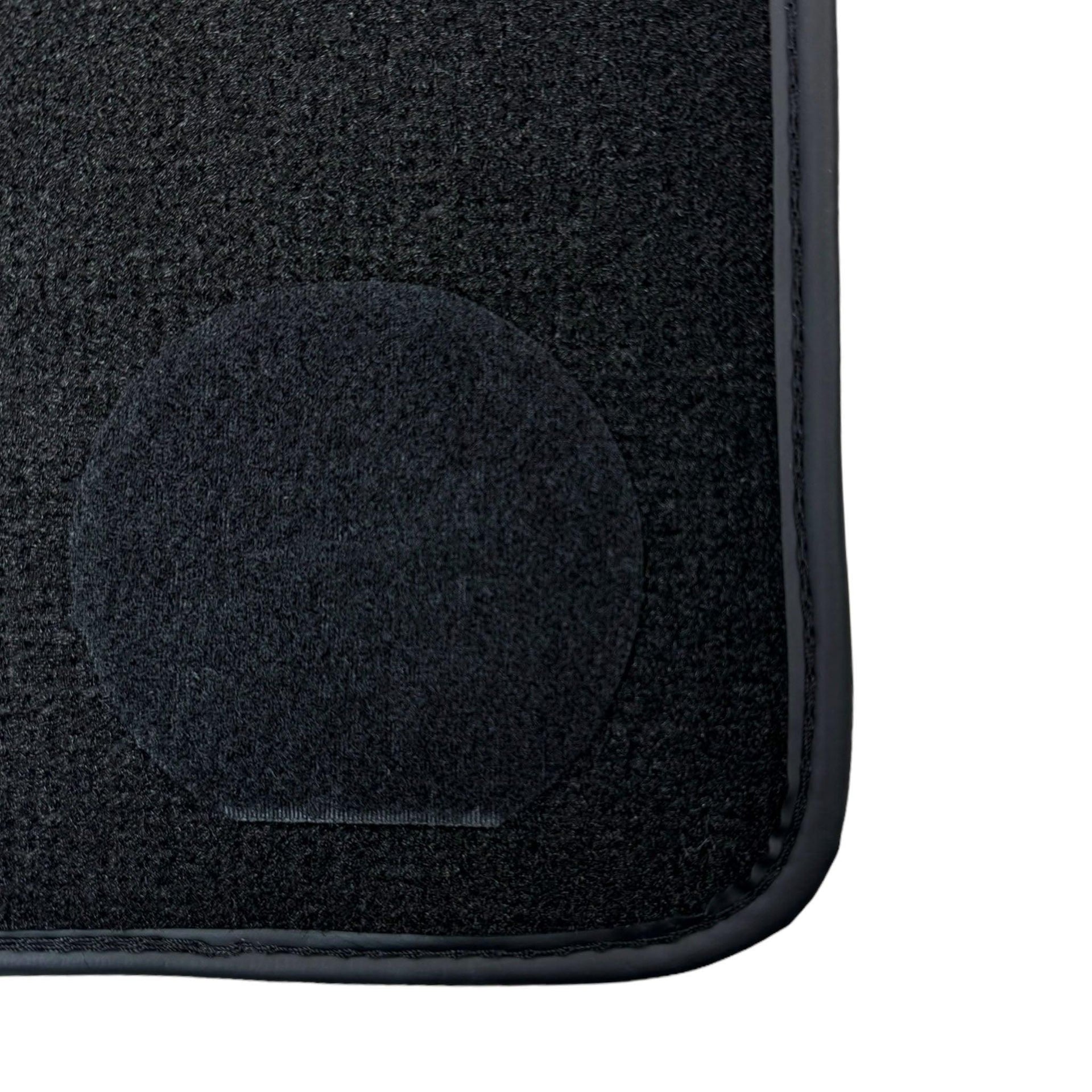 Black Floor Mats For BMW X2 Series F39 | Black Trim - AutoWin