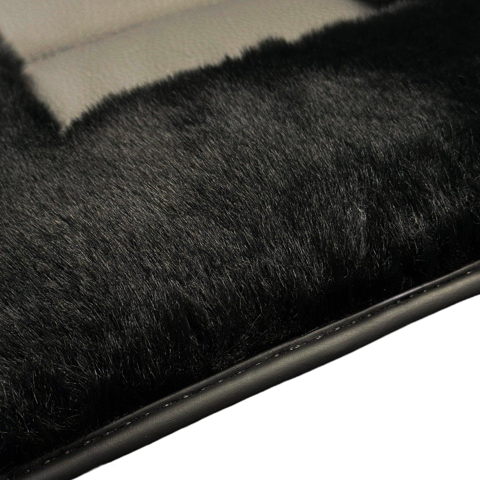 Black Sheepskin Floor Floor Mats For BMW 1 Series F20 - AutoWin