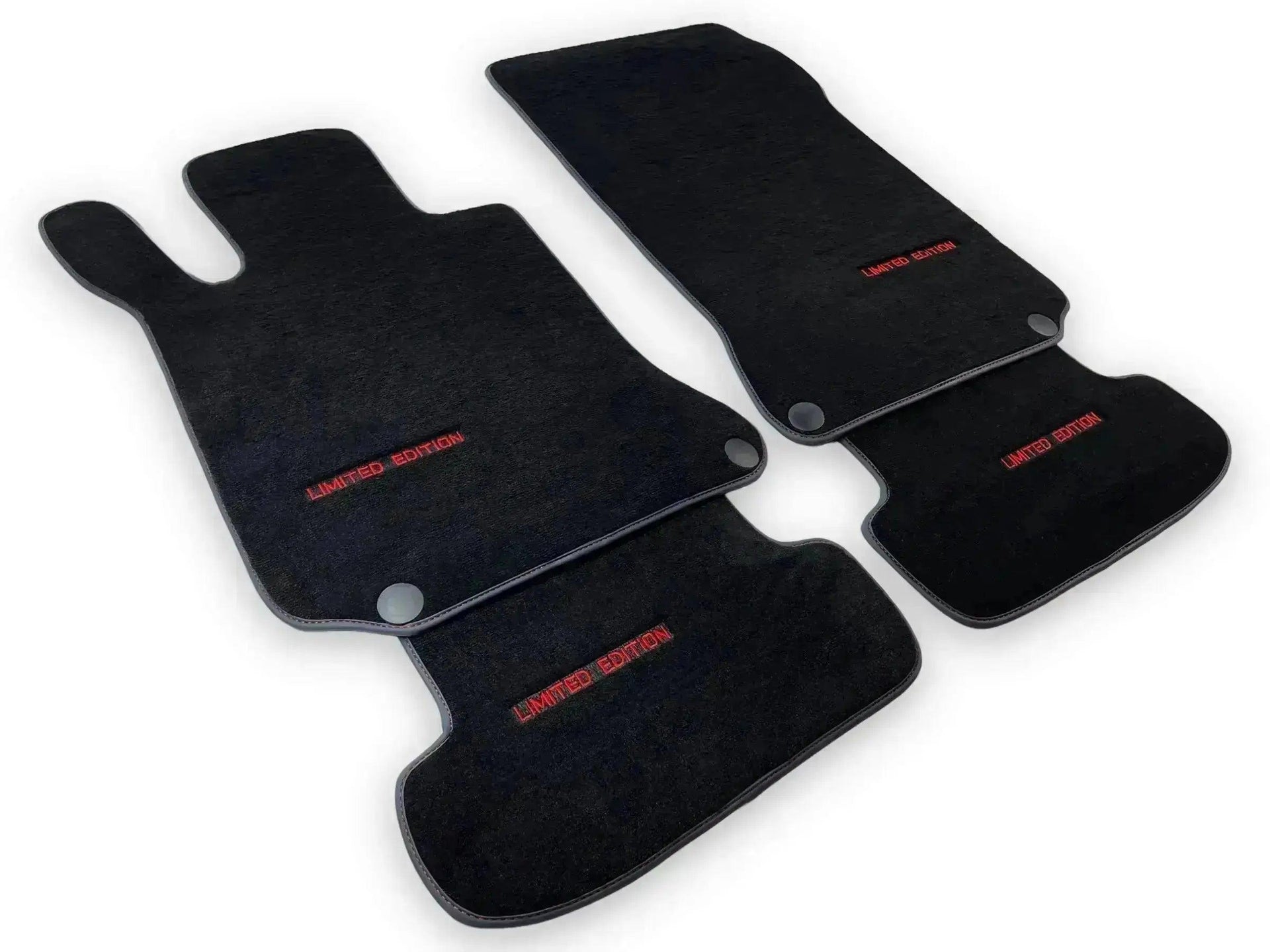 Black Sheepskin Floor Mats For Mercedes Benz GLK-Class X204 (2012-2015) | ER56 Design - AutoWin