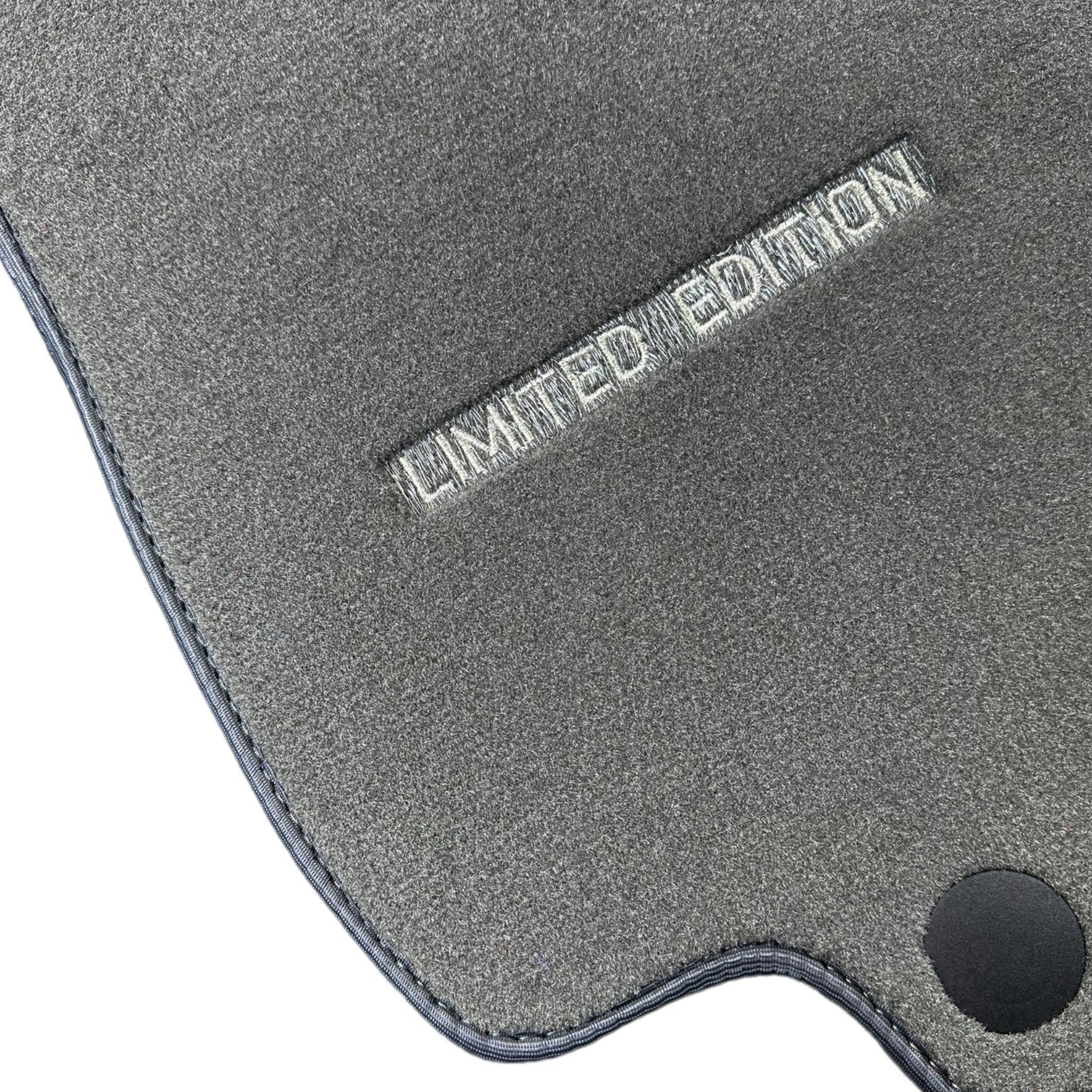 Gray Floor Mats For Mercedes Benz E-Class S212 Estate (2009-2013) | Limited Edition - AutoWin